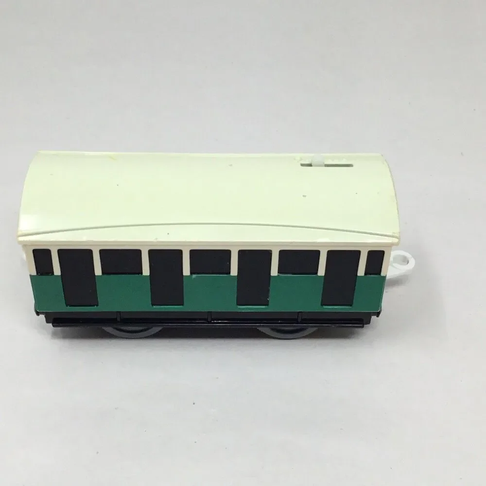 Thomas & Friends Trackmaster Might Mac Freddy Tomy Motorized Coach 2005 Works